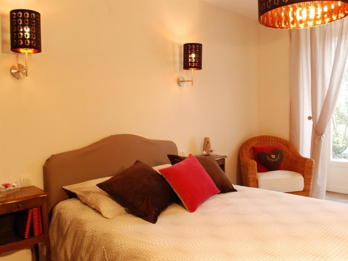 Les Closeaux Holiday home